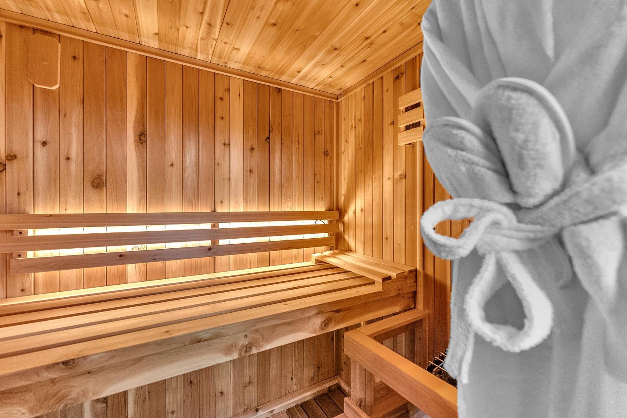 Family Chalet With Sauna, Hottub, Heavenly Views! Mins To Downtown! Gatlinburg Exterior photo