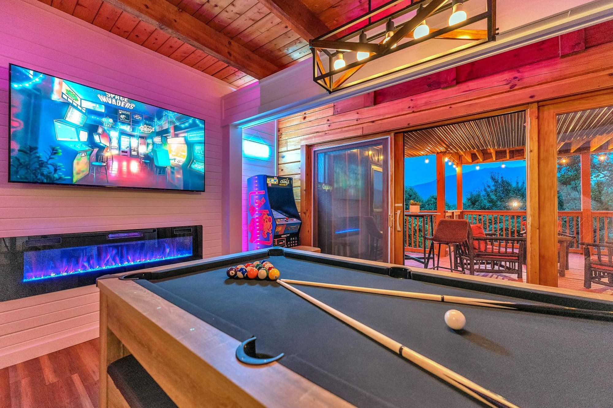 Family Chalet With Sauna, Hottub, Heavenly Views! Mins To Downtown! Gatlinburg Exterior photo