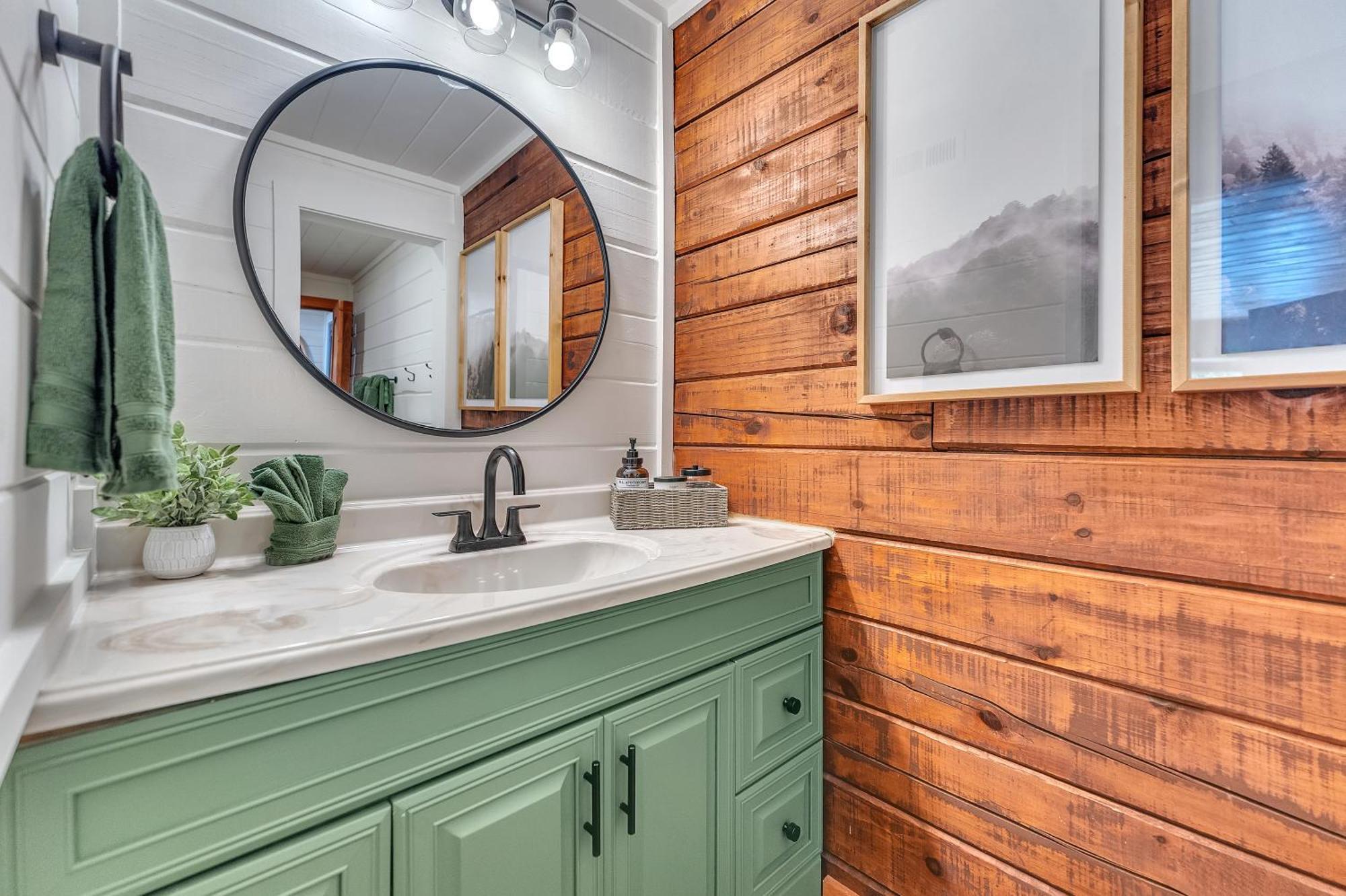 Family Chalet With Sauna, Hottub, Heavenly Views! Mins To Downtown! Gatlinburg Exterior photo